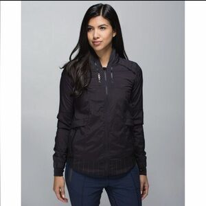Lululemon Spring Forward Jacket - fits like a small